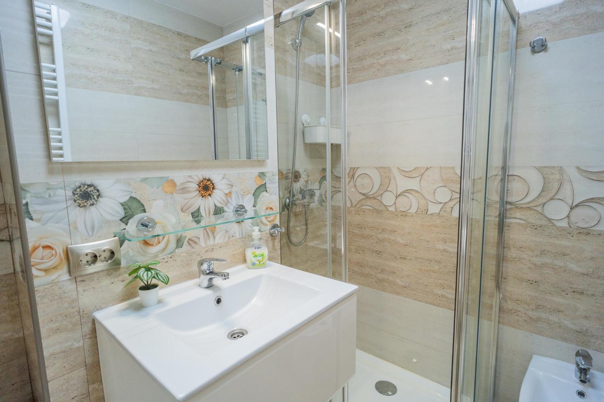 Апартаменты Luxury 2Br On Decebal Avenue Бухарест Экстерьер фото