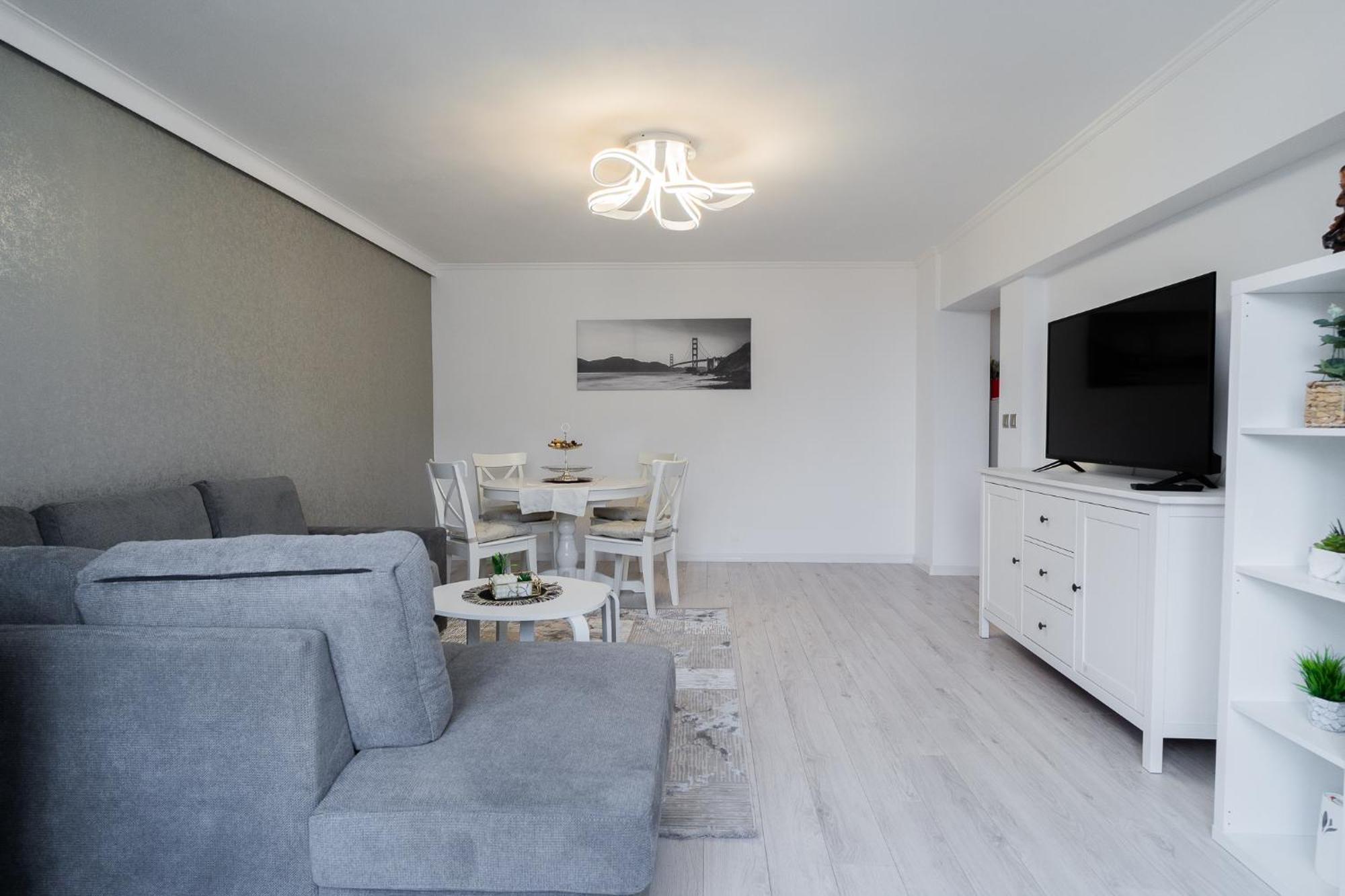 Апартаменты Luxury 2Br On Decebal Avenue Бухарест Экстерьер фото